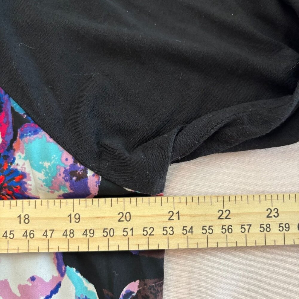 The‎ Limited Mixed Media Hi-Low 3/4 Sleeve Top - Black Floral Multi - Size L - Picture 6 of 10
